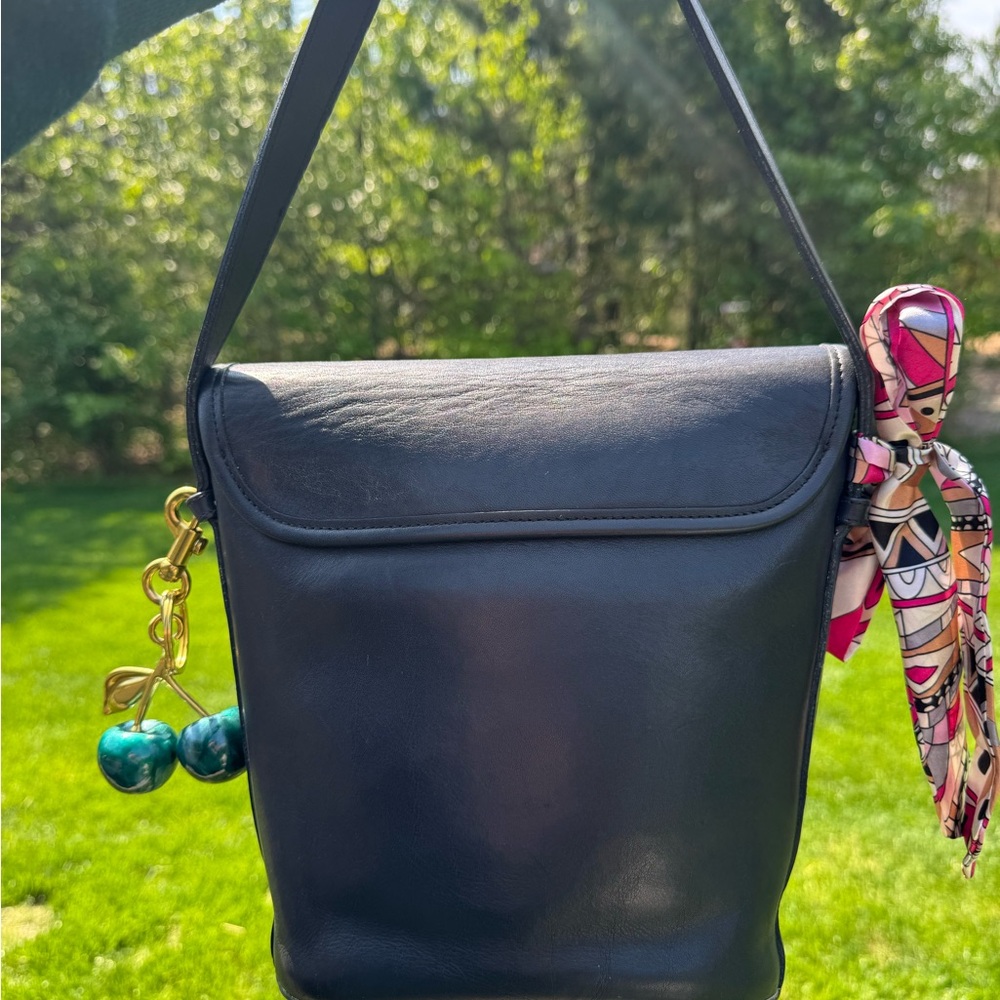Vintage Coach Jackson Bucket Bag 9912- Navy - Picture 3 of 8